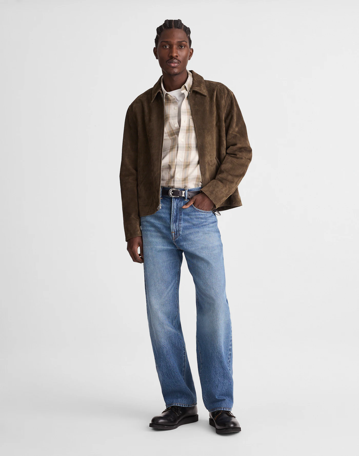 Mineral-washed denim with woven belt