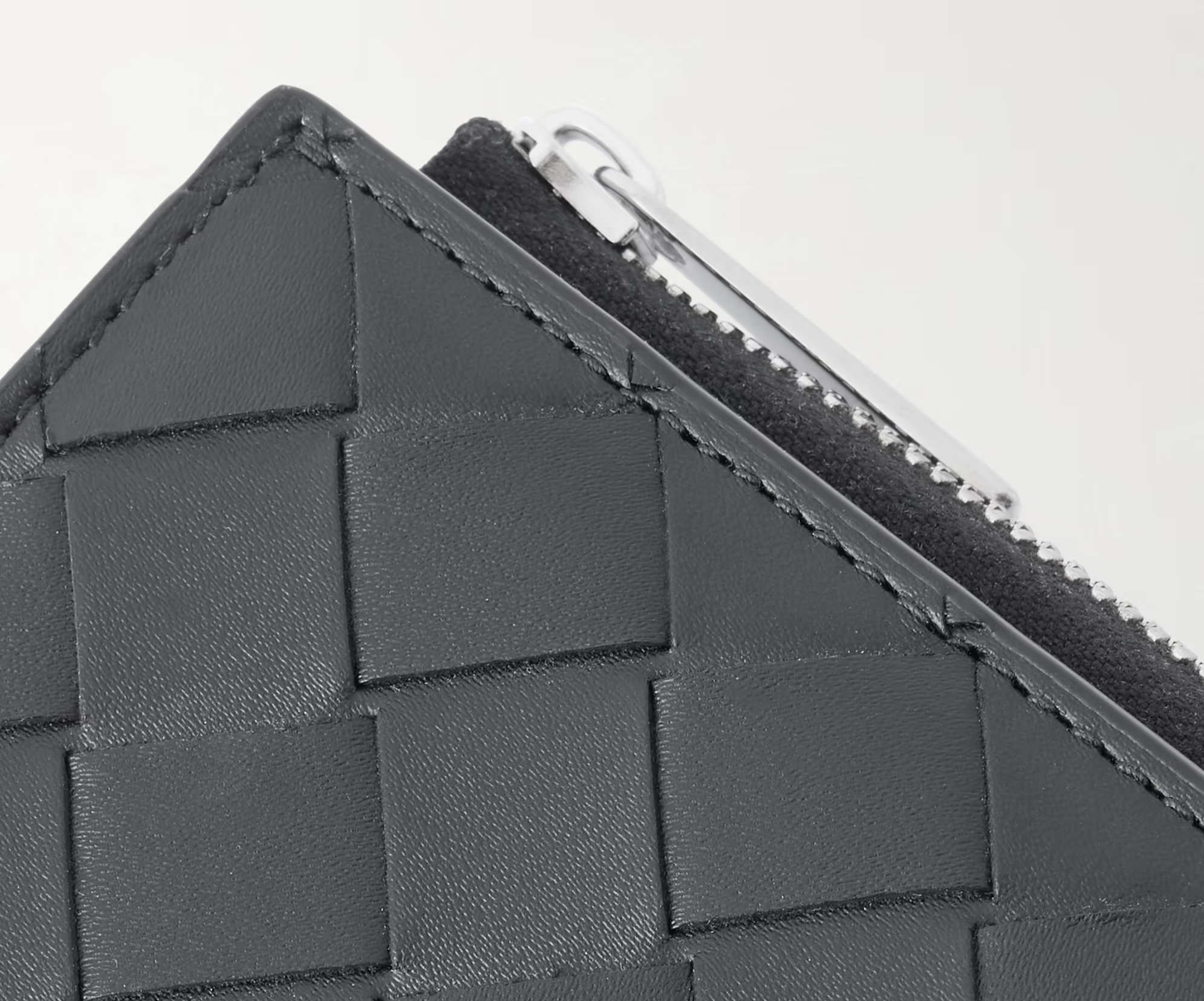 Dress — slim card holder in deep burgundy