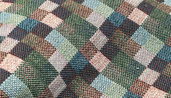 Ornate — woven argyle diamond pattern